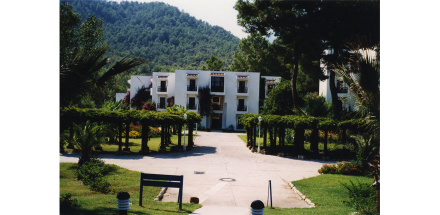Palmariva Fransız Tatil Köyü